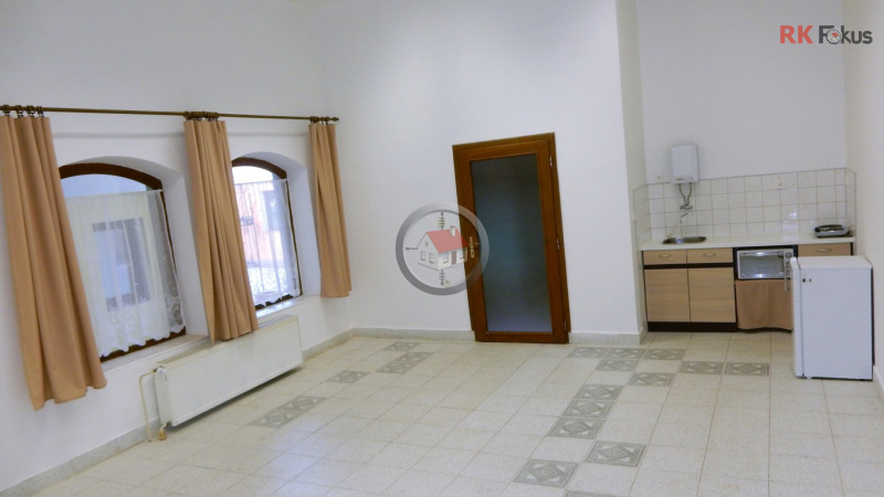 Pronájem bytu 1+kk, Moravské Budějovice