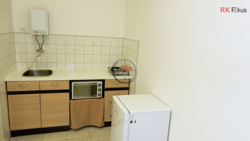 Pronájem bytu 1+kk, Moravské Budějovice