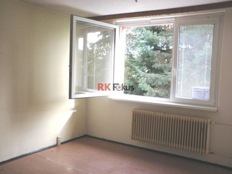 Prodej přízemního bytu 1+1 (32m2) Třebíč, Nové Dvory 