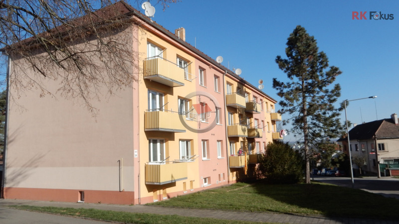 Pronájem zrekonstruovaného bytu 2+kk, Štefánikova, Třebíč