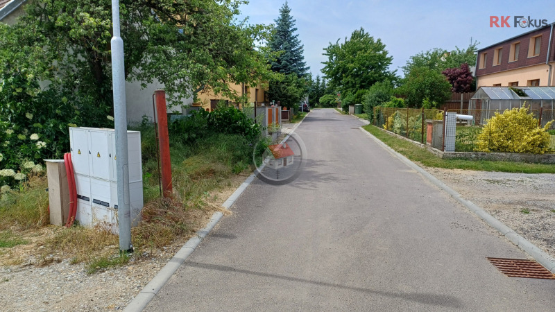 Prodej stavebního pozemku se základovou deskou, Láz u Nových Syrovic