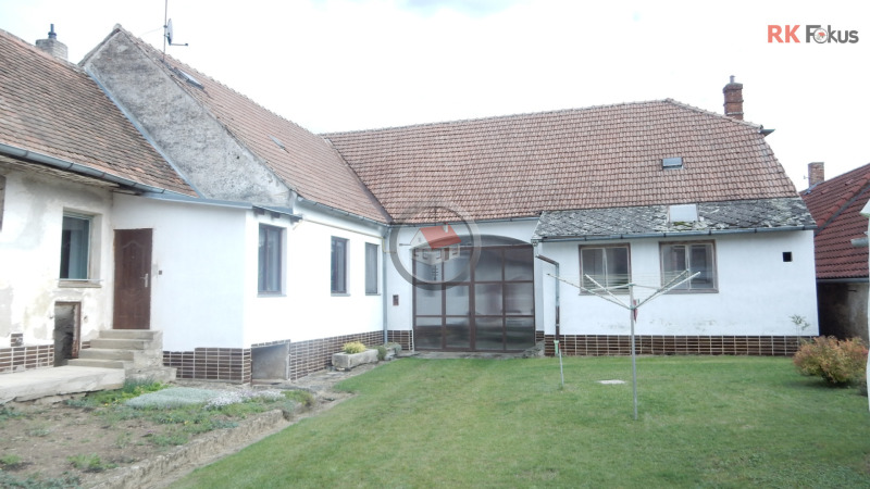 Prodej bývalé zemědělské usedlosti, Třebelovice