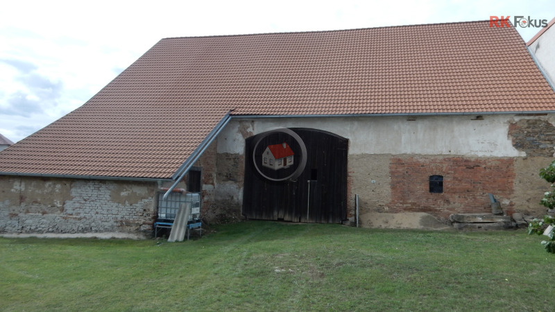 Prodej bývalé zemědělské usedlosti, Třebelovice