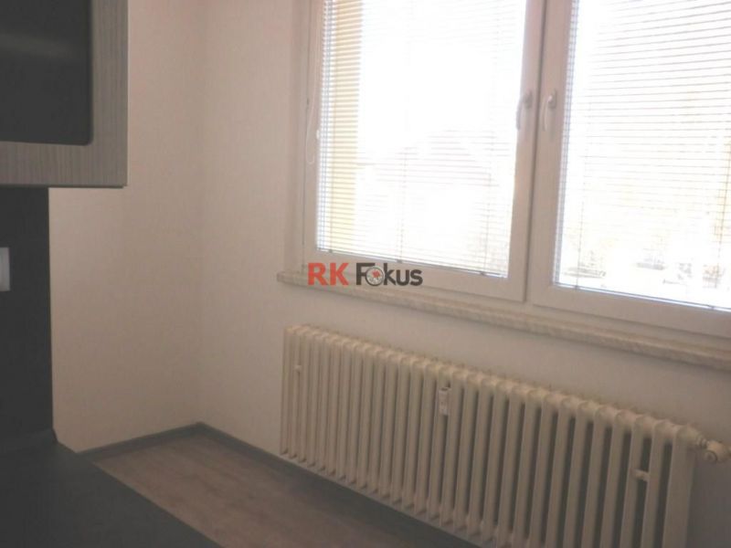 Pronájem pěkného bytu 2+1 s balkonem, Horka-Domky, Třebíč