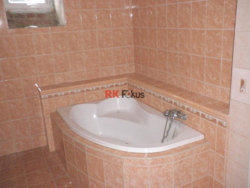 Prodej rodinného domu 3+1 k dokončení, Stařečka, Třebíč