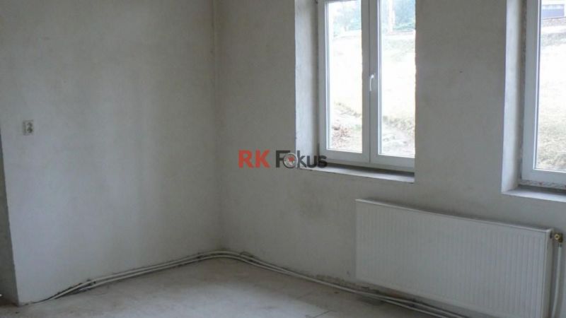 Prodej rodinného domu 3+1 k dokončení, Stařečka, Třebíč
