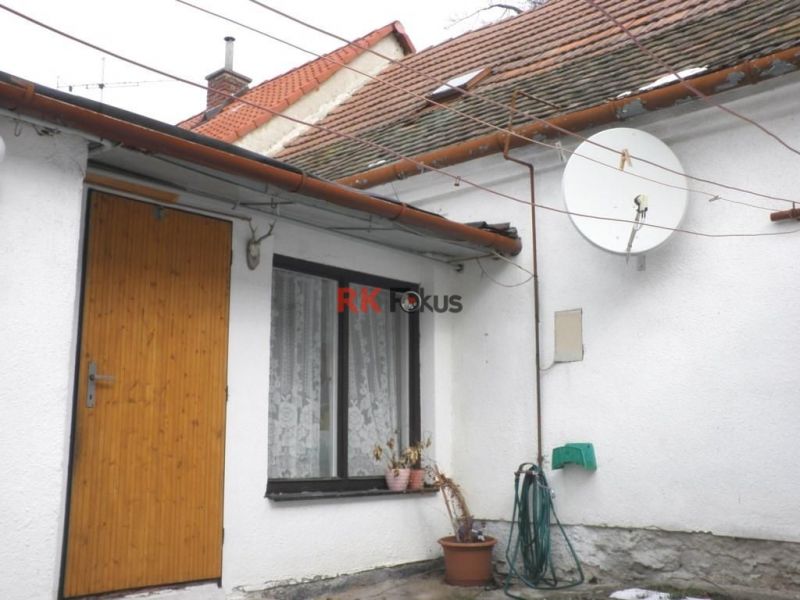 Prodej rodinného domu 2+1 s garáží ve Stříteži