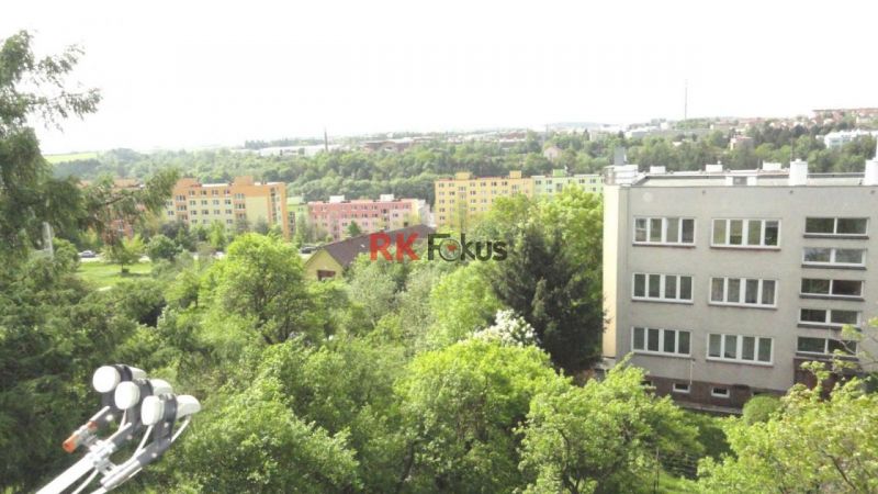 Prodej cihlového bytu 4+1 s lodžií a garáží, Nové Město, Třebíč