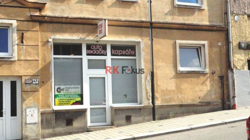 Pronájem komerčních prostor, ul. Sucheniova, Třebíč