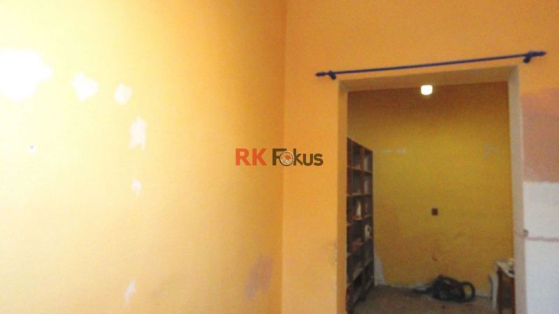 Pronájem komerčních prostor, ul. Sucheniova, Třebíč