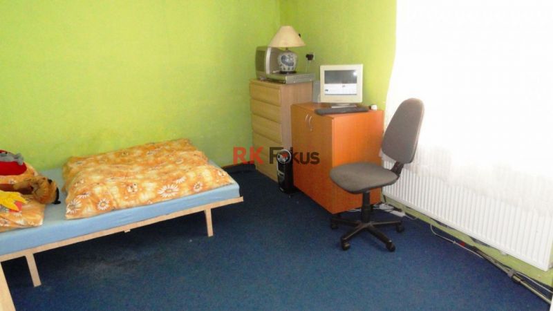 Prodej rodinného domu 4+kk se zahradou, Slavičky