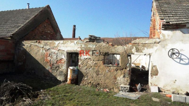 Prodej rodinného domu 4+kk se zahradou, Slavičky
