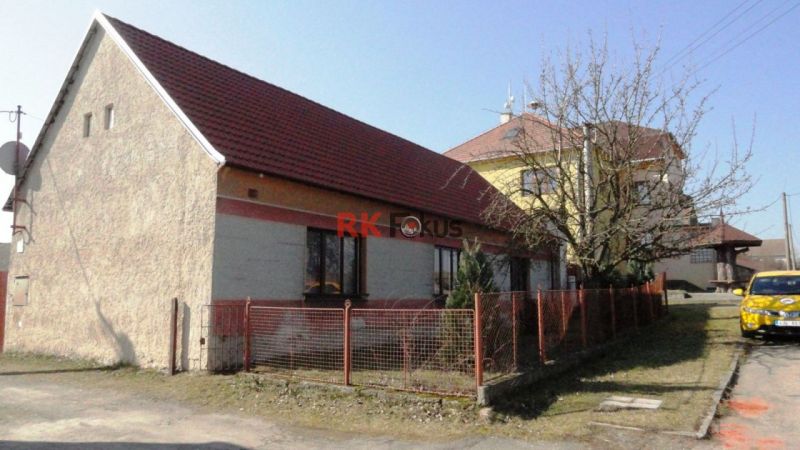 Prodej rodinného domu 4+kk se zahradou, Slavičky