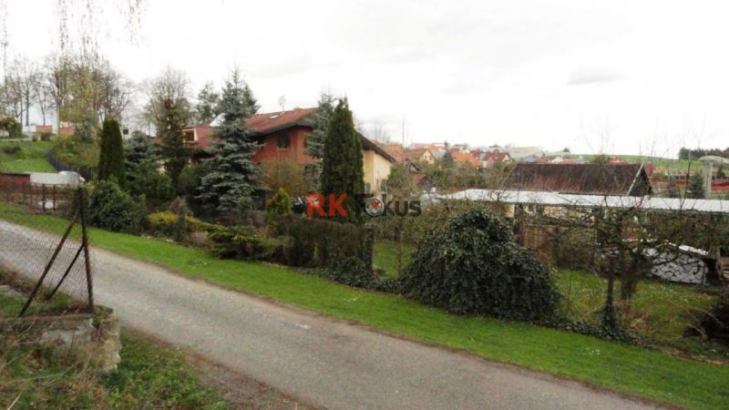 Prodej pozemku 622 m2 ve Starči