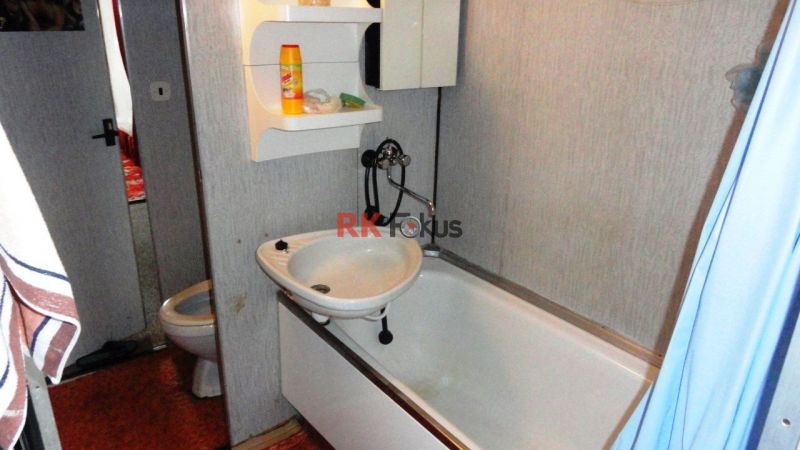 Prodej bytu 2+1 s lodžií v OV, Nové Dvory