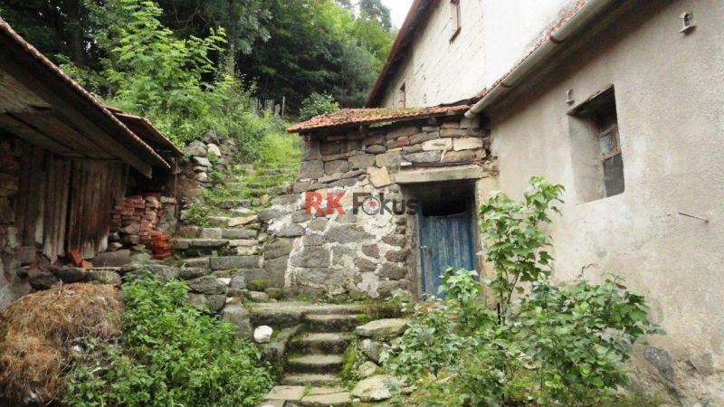 Prodej chalupy 3+1 ve Vlčatíně