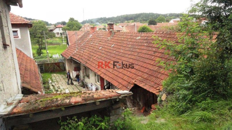 Prodej chalupy 3+1 ve Vlčatíně