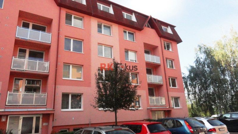 Prodej bytu 2+1 s lodžií v Nových Dvorech, Třebíč