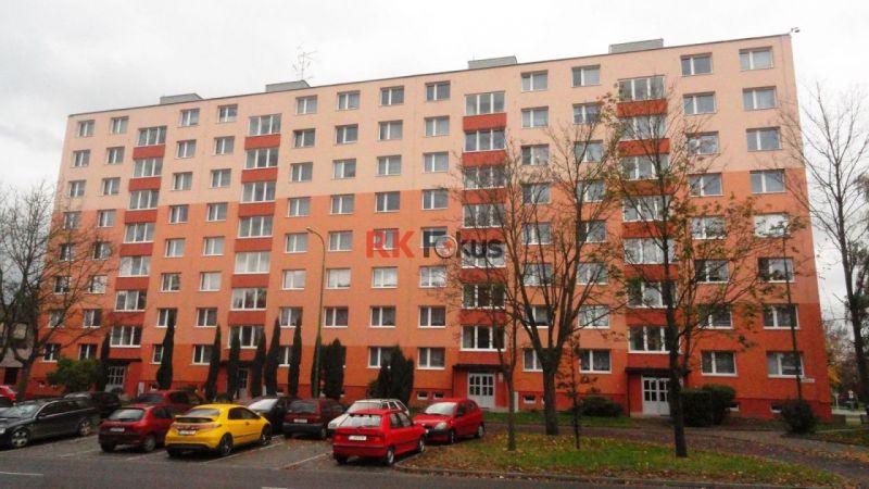 Prodej bytu 2+1 s balkonem, Horka-Domky