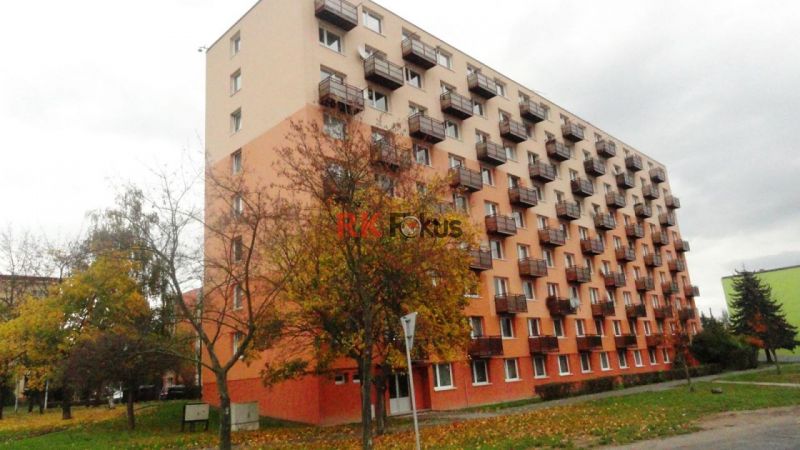 Prodej bytu 2+1 s balkonem, Horka-Domky