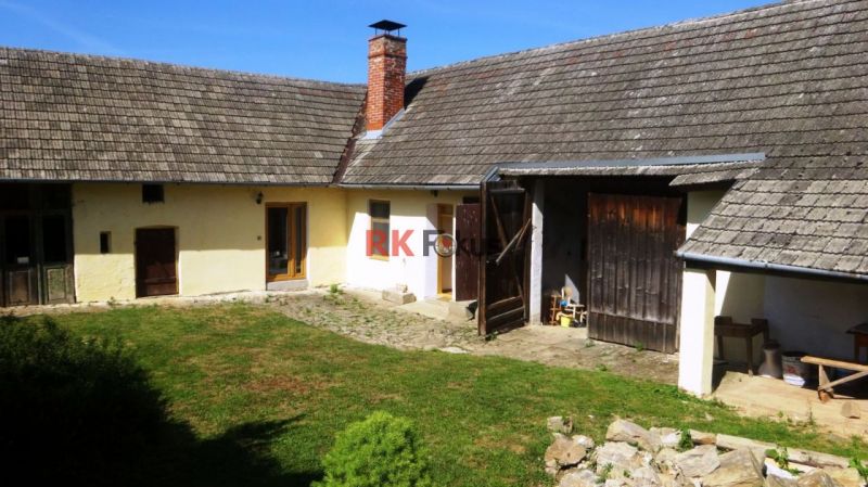 Prodej domu 2+1 v Plešicích, okres Třebíč